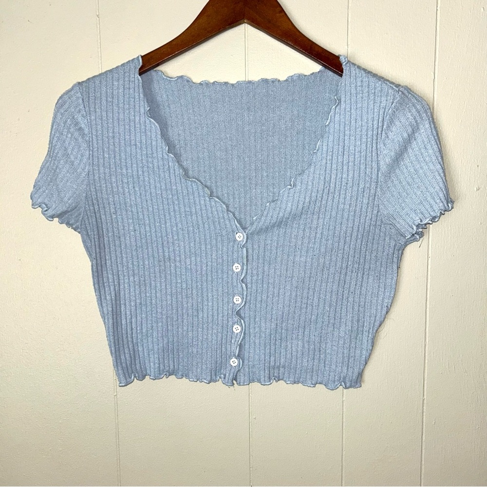 Light Blue Ribbed Button-Up Women's Top‎